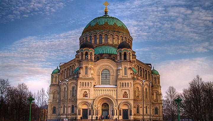 Catedral Naval de San Nicolás en Kronstadt