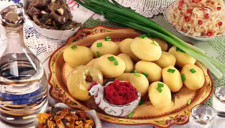 Probar la comida rusa tradicional