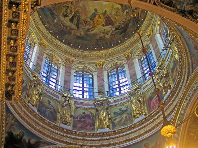 Catedral de San Isaac. Excursiones y tours por San Petersburgo en español