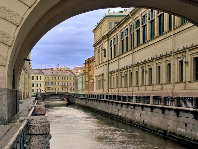 Rios y canales. Excursiones y tours por San Petersburgo en español