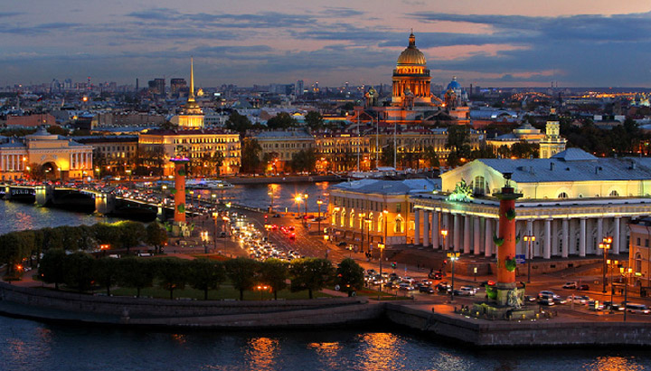 Viajar a San Petersburgo